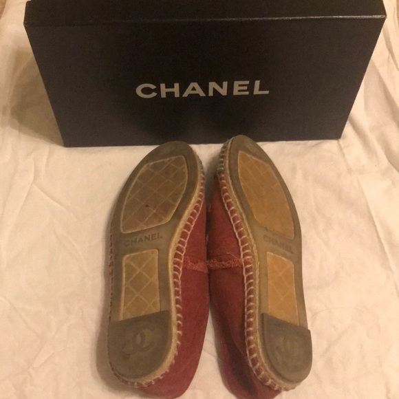 CHANEL Red Espadrilles - Picture 4 of 5